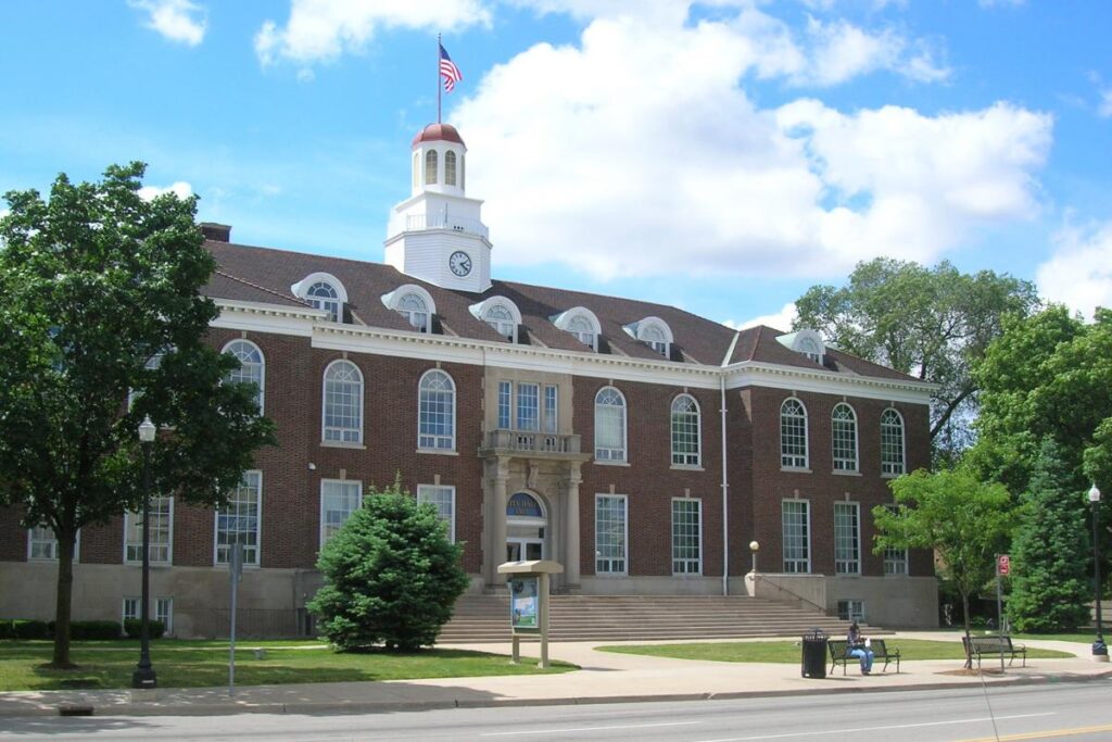 Exterior of City Hall Artist's lofts